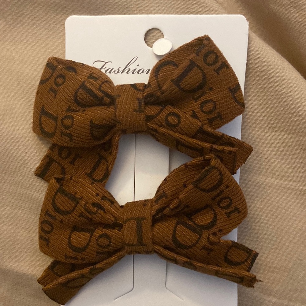 CD hair bows